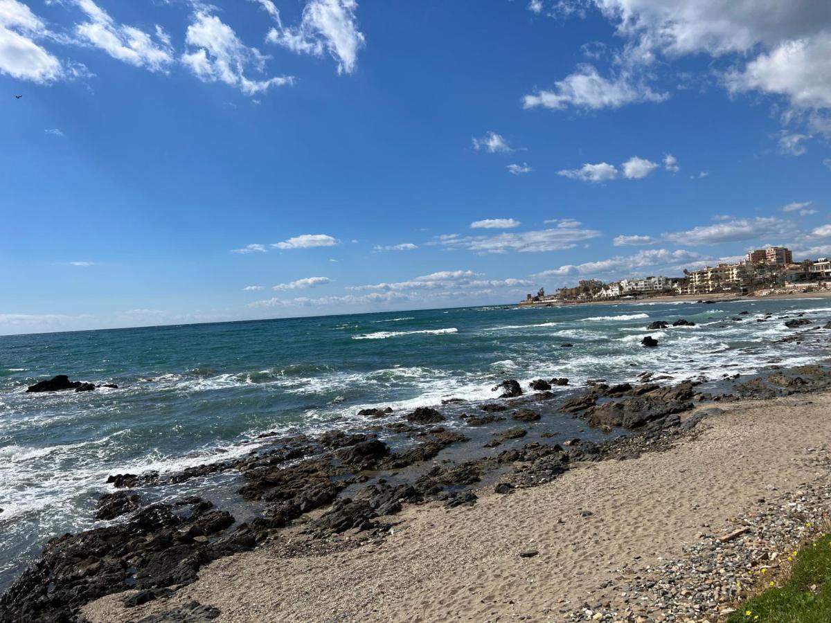 Апартаменты Ribera Playa Alhamar Ситио-де-Калаонда Экстерьер фото